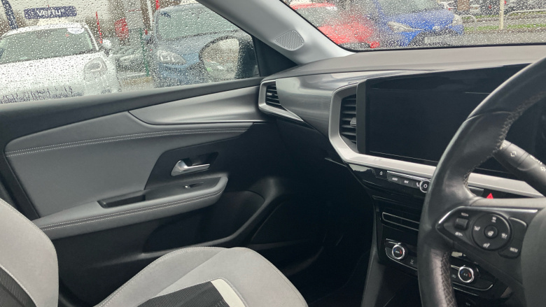 Vauxhall Mokka 100kW Elite Premium 50kWh 5dr Auto Electric Hatchback